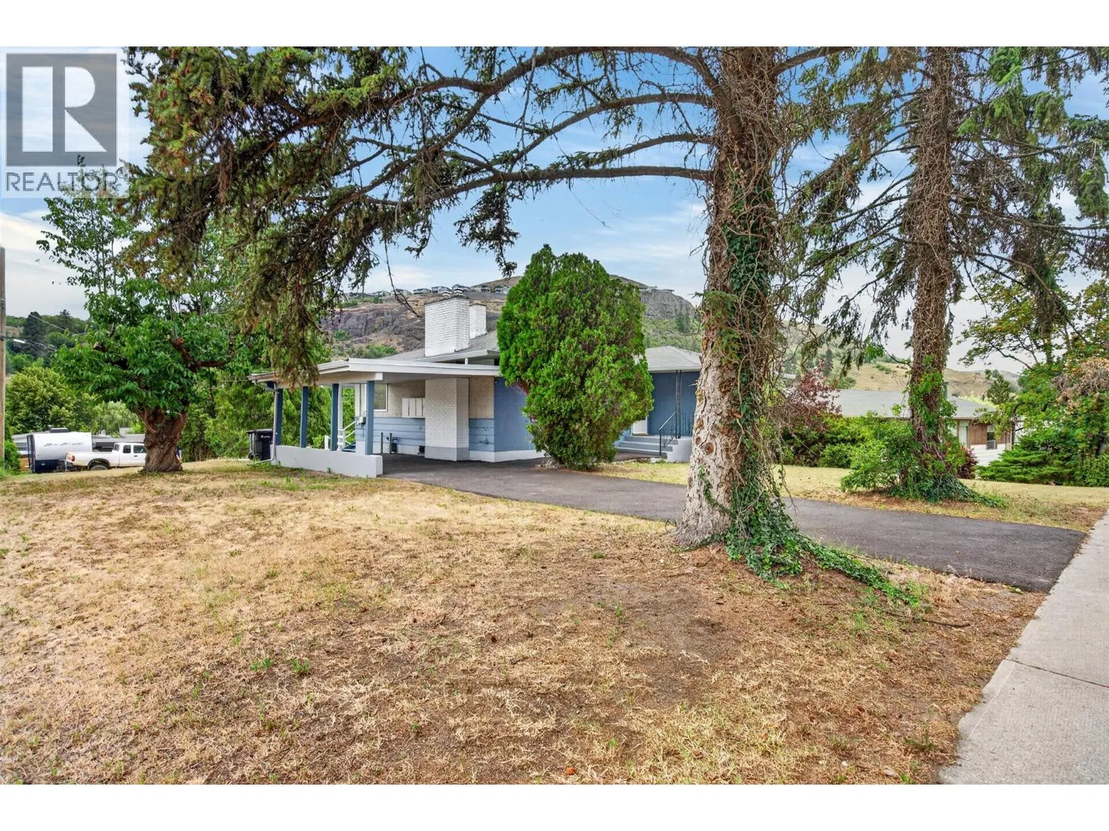 Photo 3 of 64 at 3802 36 Street