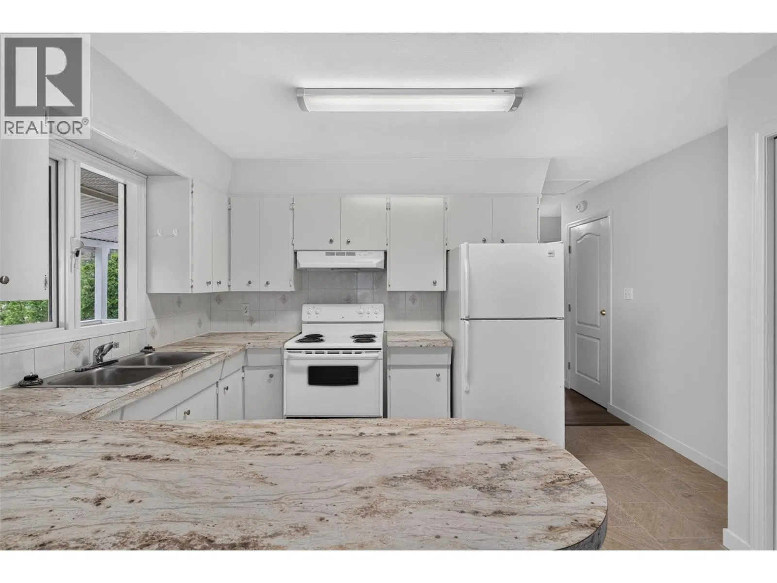 Photo 5 of 64 at 3802 36 Street