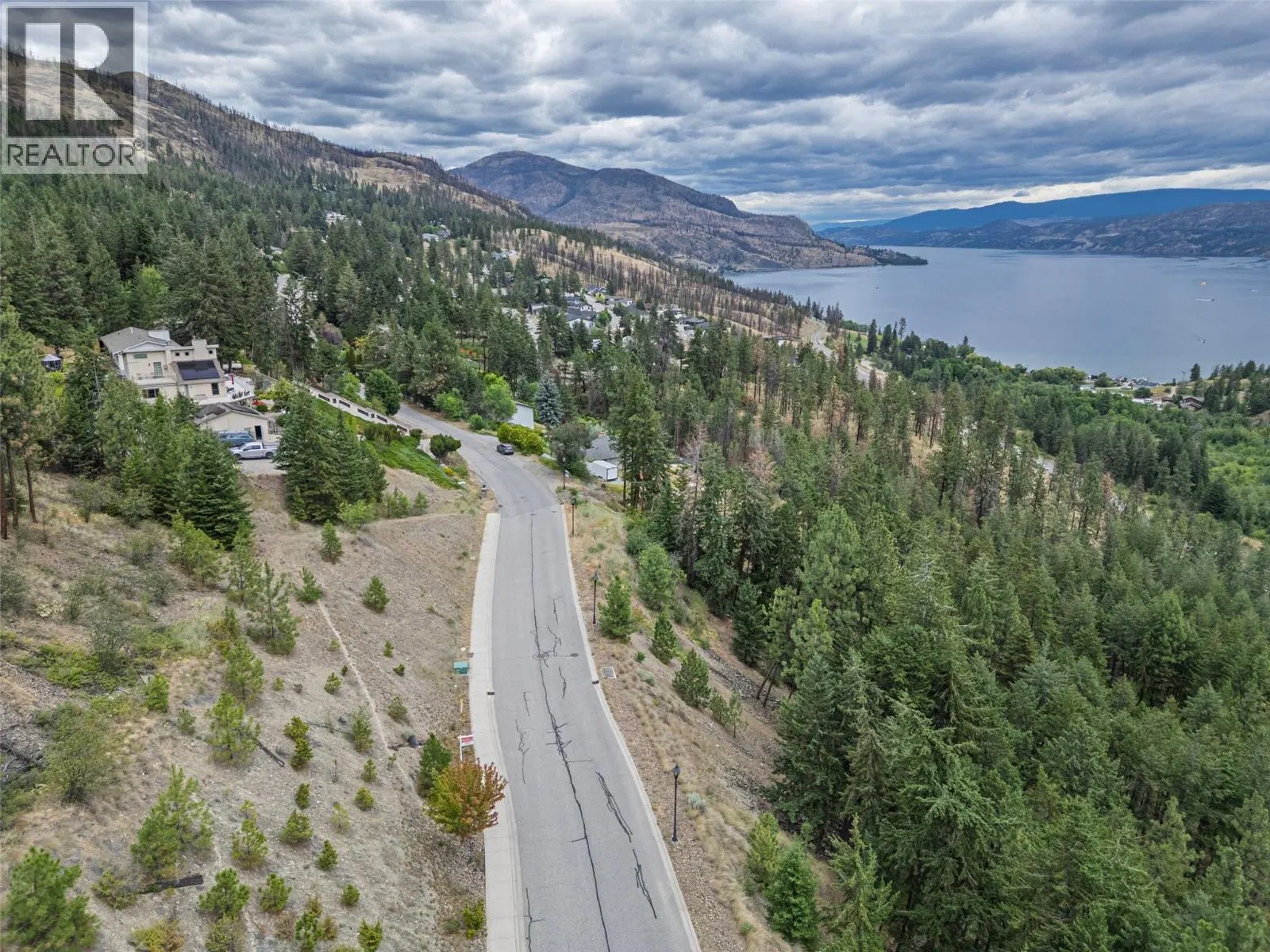 Photo 5 of 11 at #35 – 1712 Scott Crescent