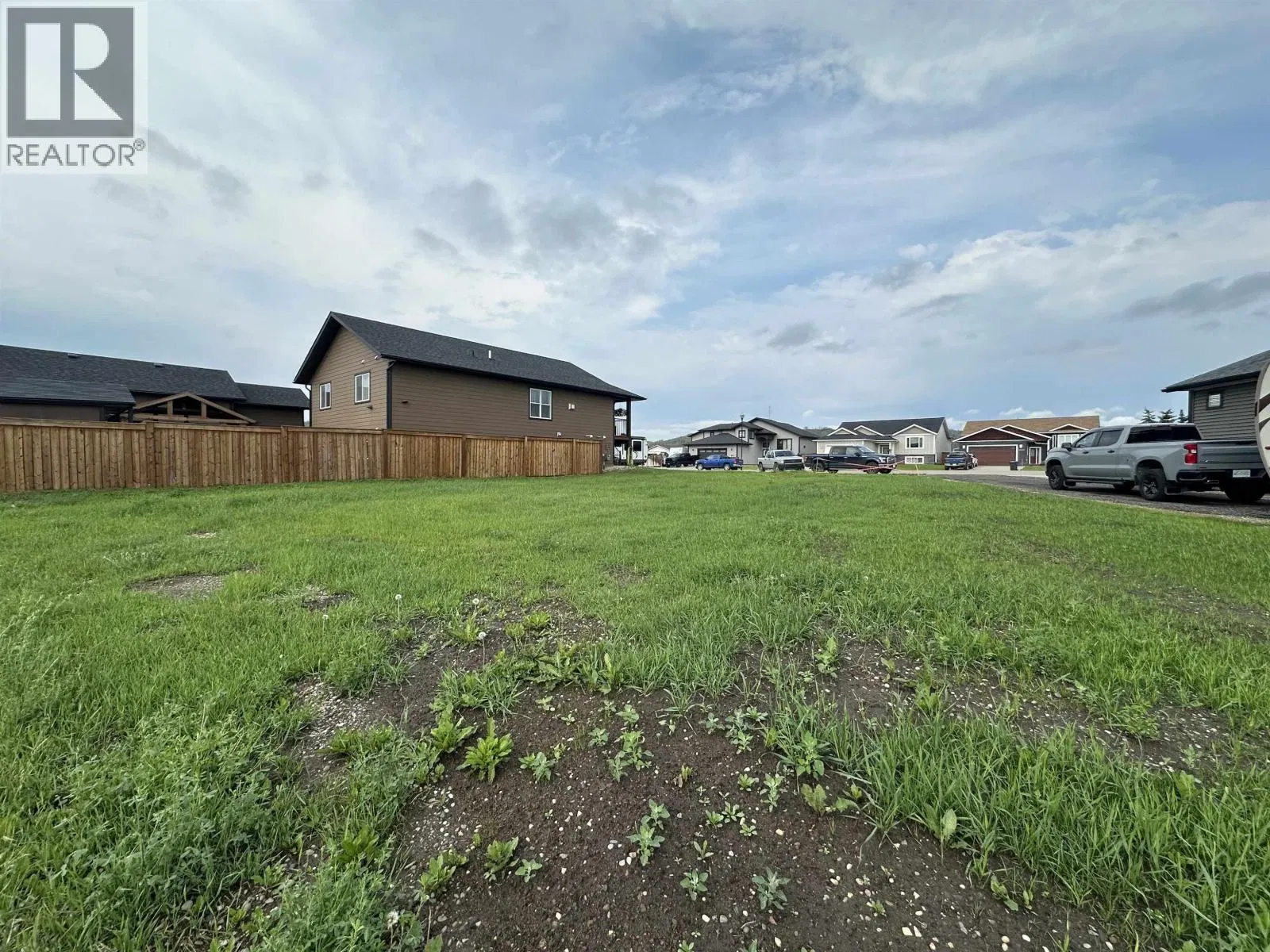 Photo 3 of 4 at 10324 97 Street