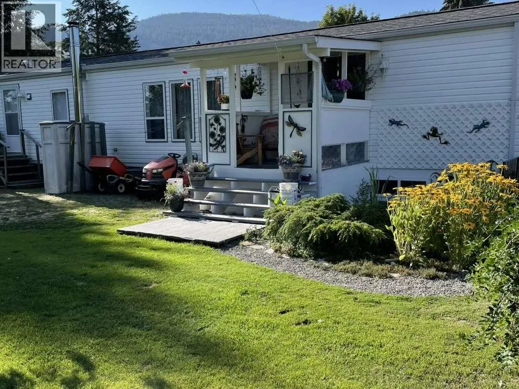 Photo 1 of 20 at 4980 Vernon Street