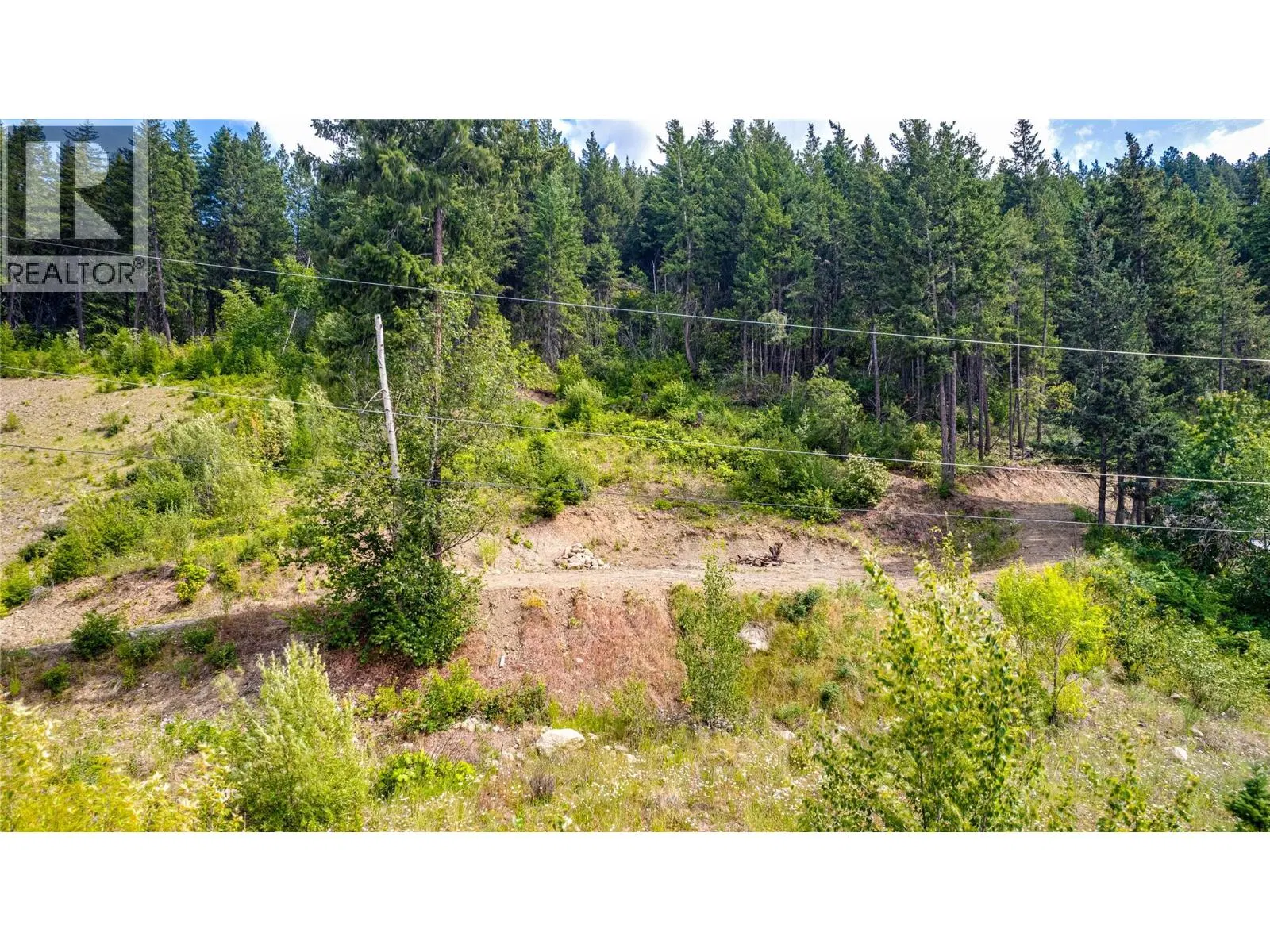 Photo 4 of 27 at #7 – 5720 Hartnell Road