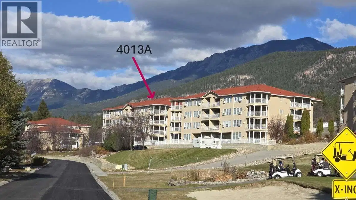#4013A – 5052 Riverview Road