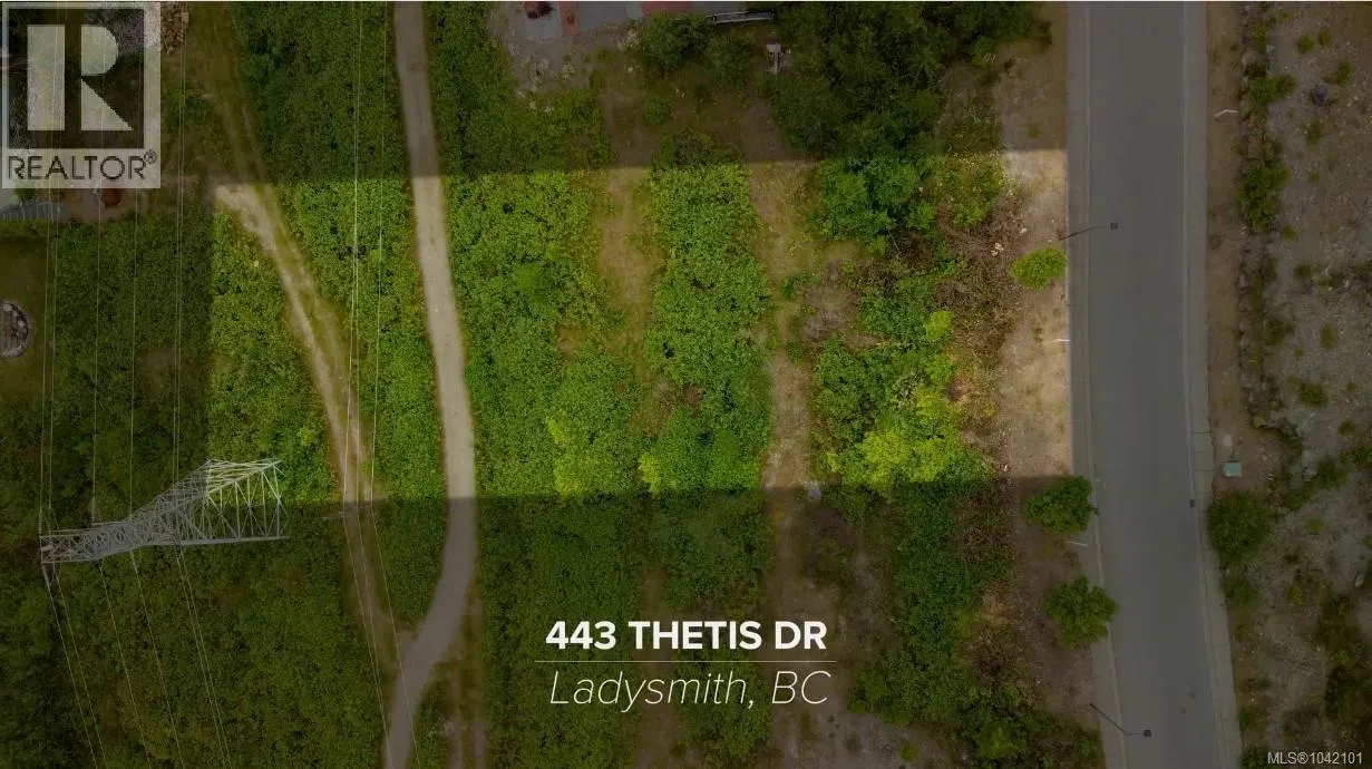 Photo 2 of 5 at 443 Thetis Drive