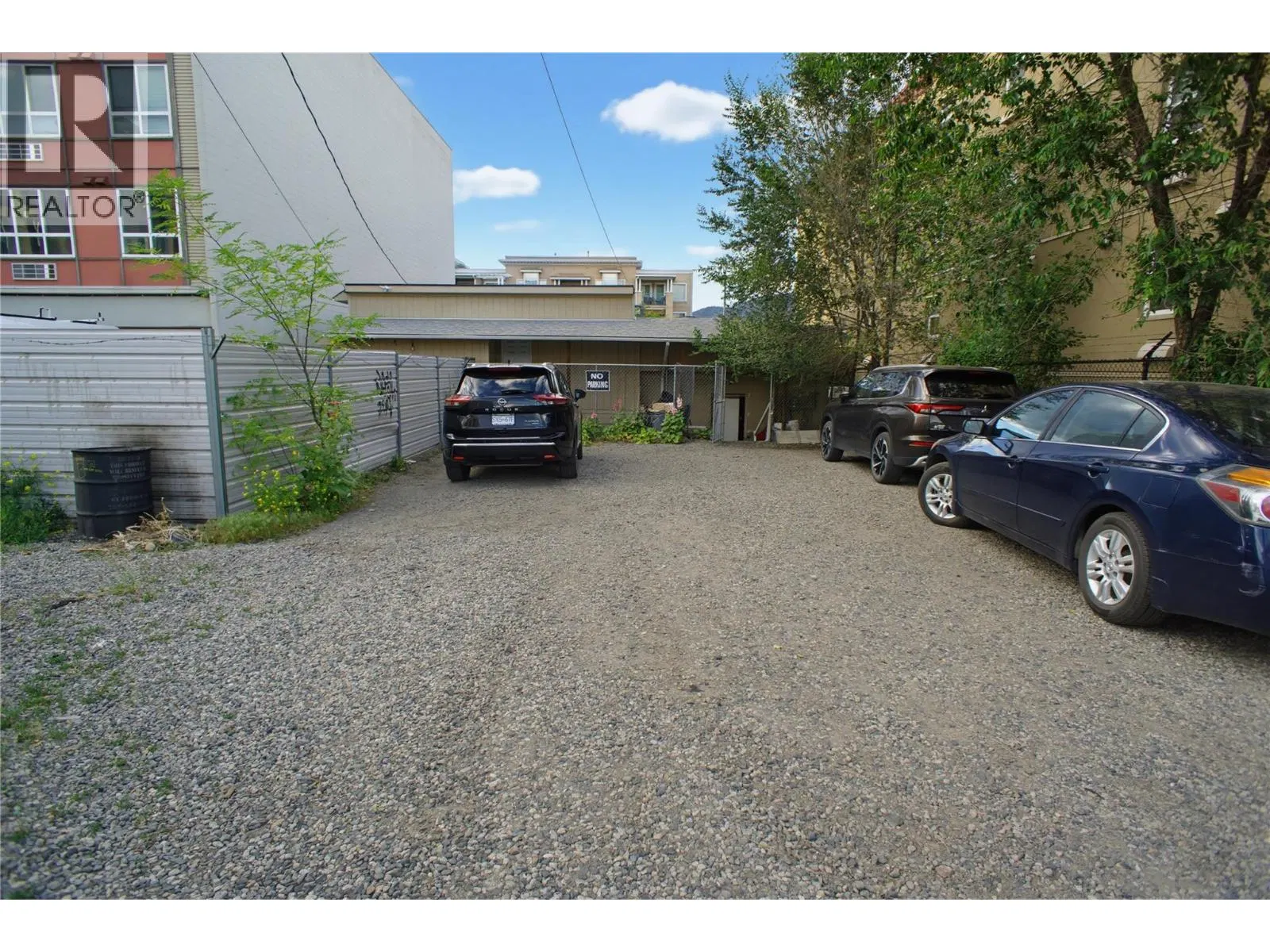 Photo 2 of 2 at 561 Seymour Street