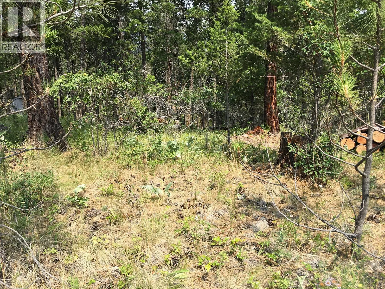 Photo 1 of 20 at 680 Fairbridge Road