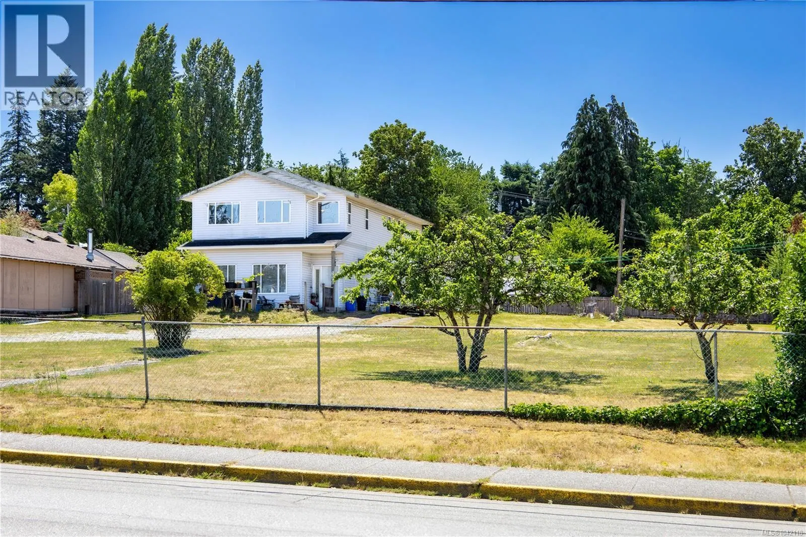 Photo 1 of 31 at 859 9th Avenue