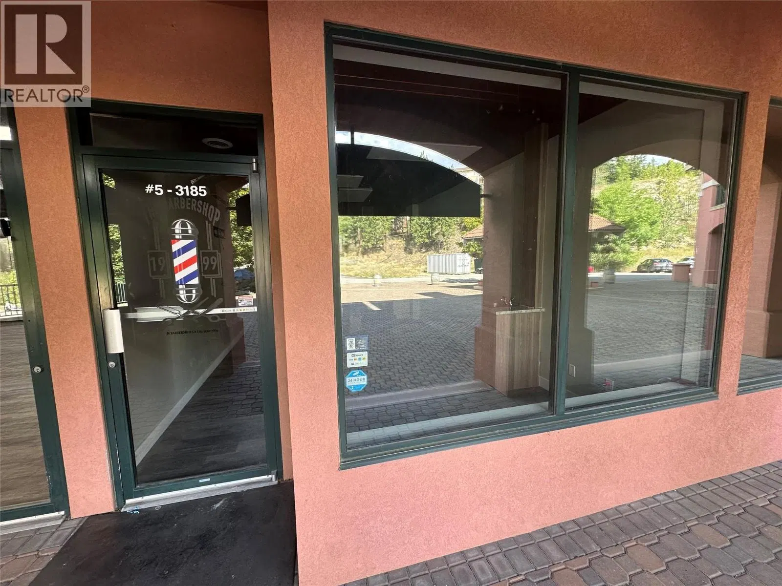 #5 – 3185 Via Centrale Drive