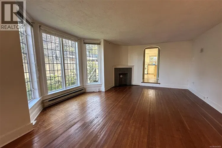Photo 5 of 40 at 1043/1045 Belmont Avenue