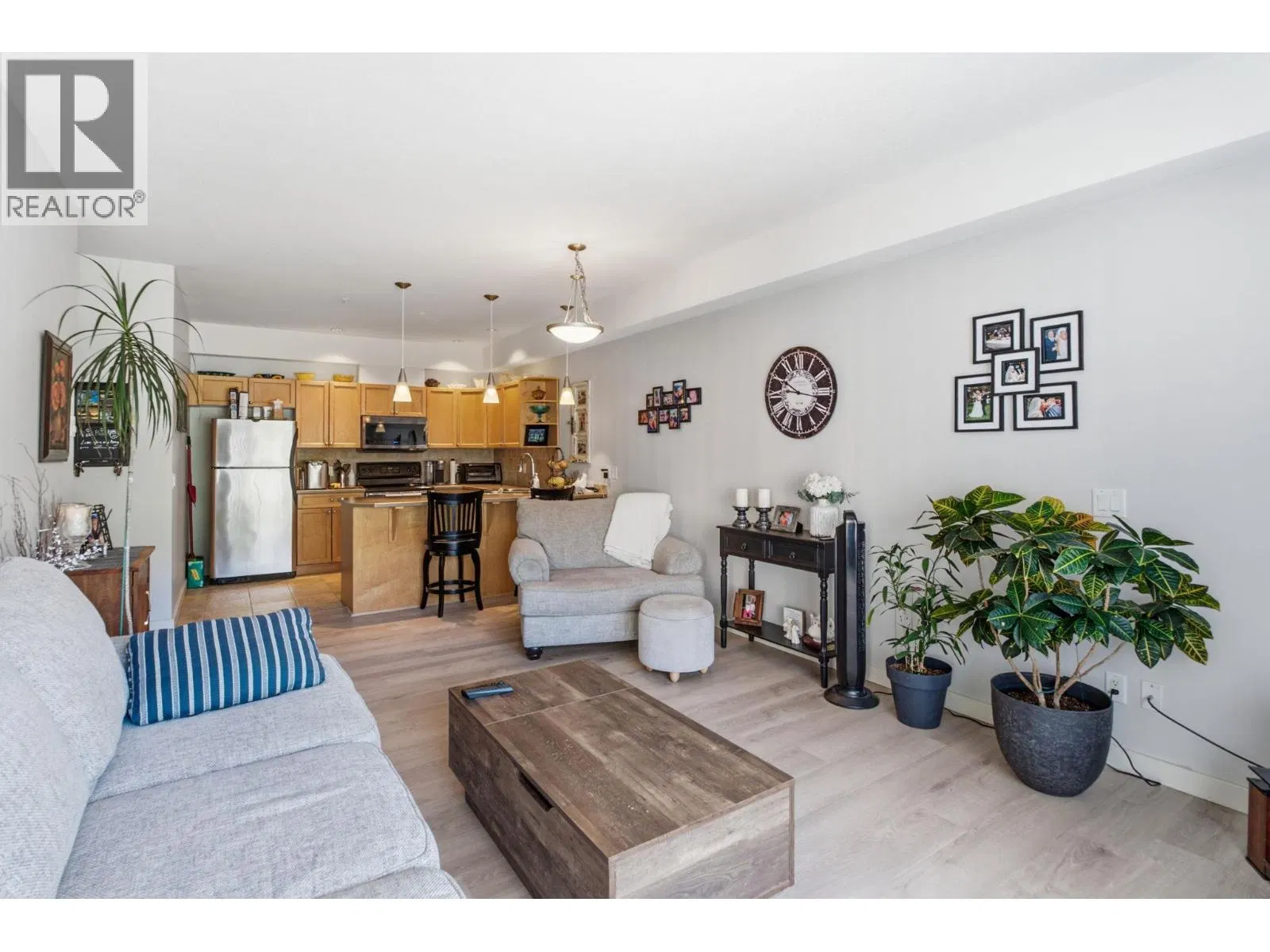 Photo 2 of 23 at #214 – 2120 Shannon Ridge Drive