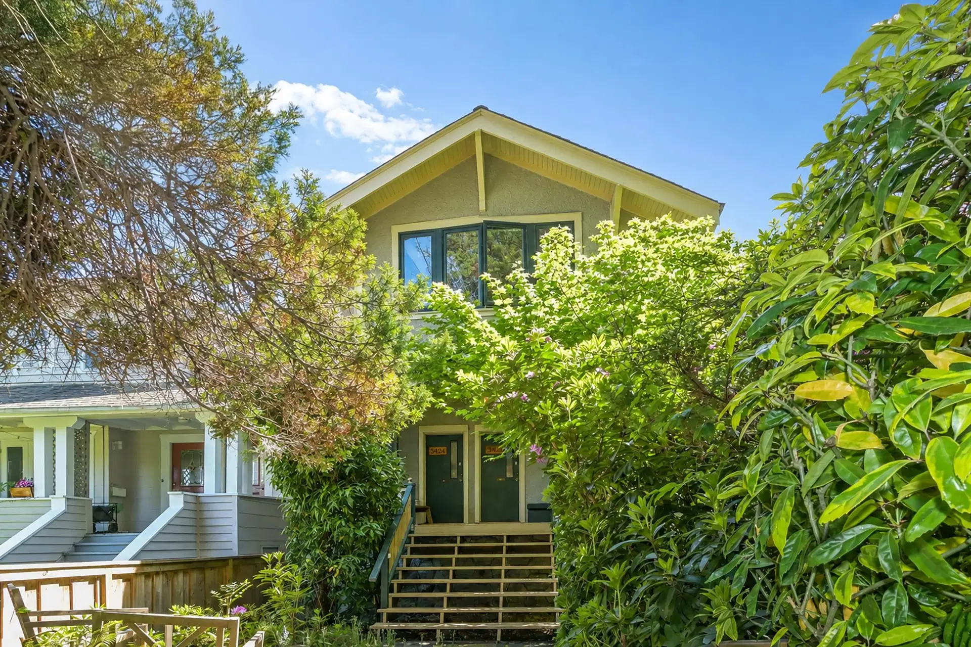 #3422 - – 3424 2nd Avenue