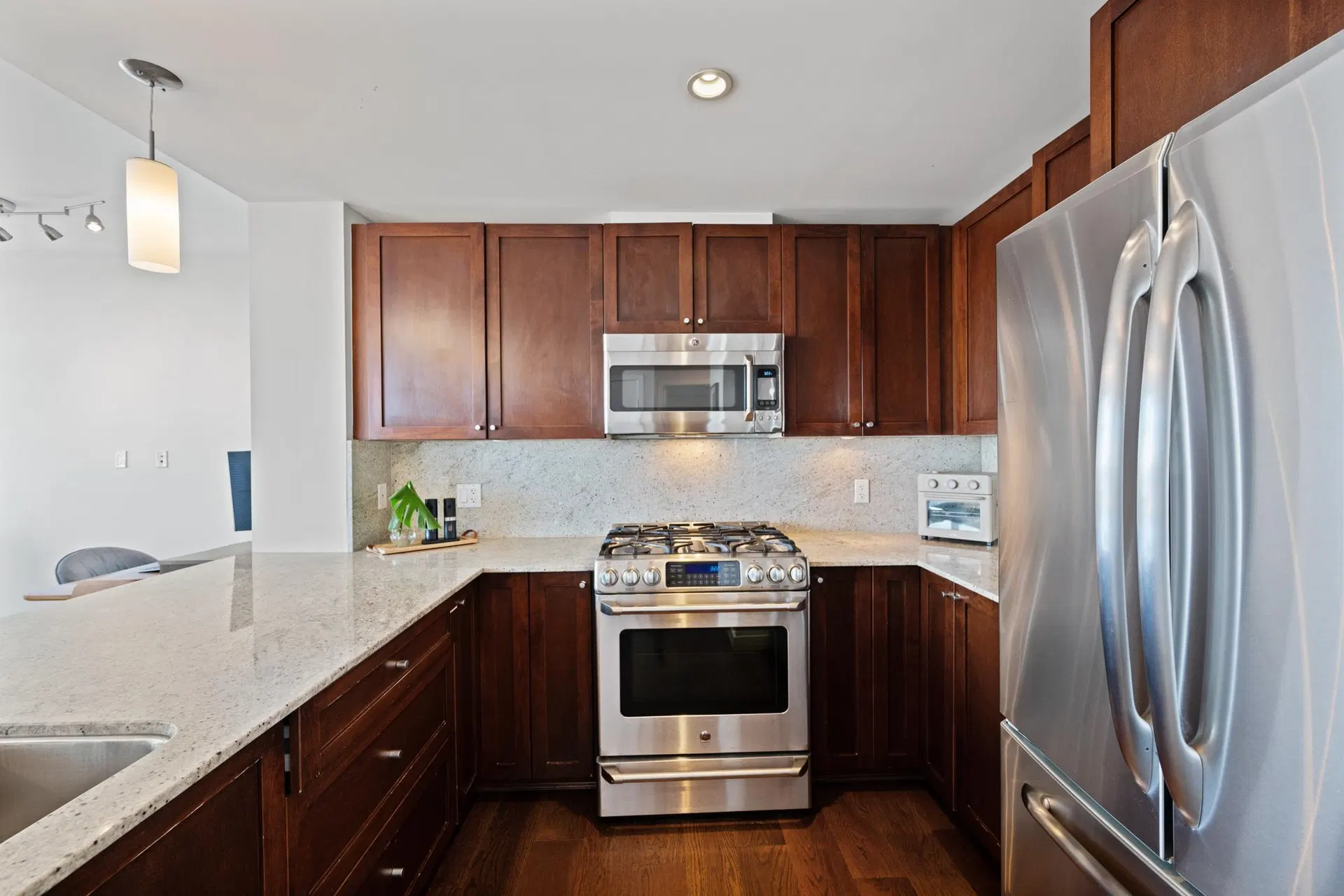 Photo 5 of 36 at #2603 – 280 Ross Drive