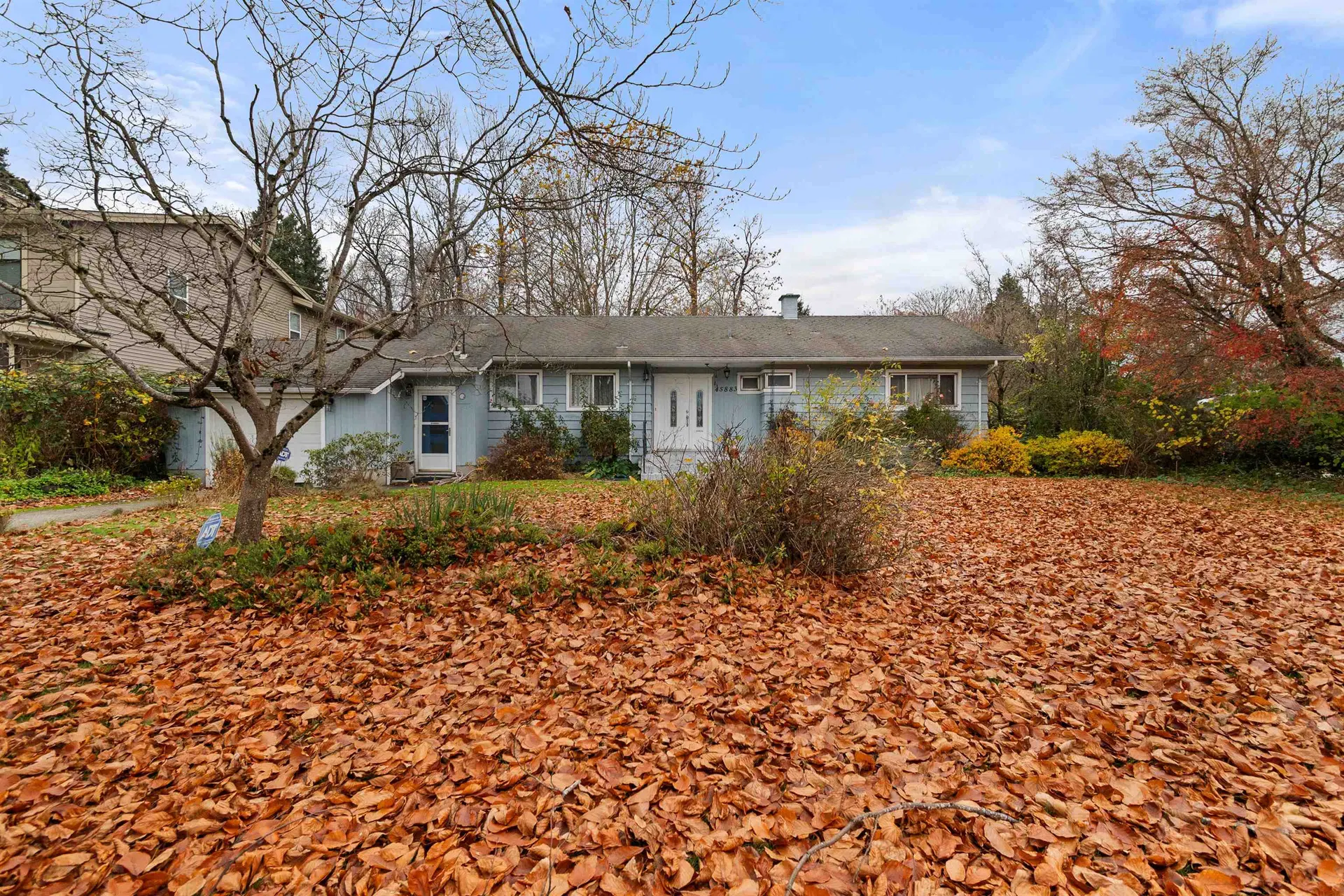 Photo 1 of 29 at 45883 Berkeley Avenue