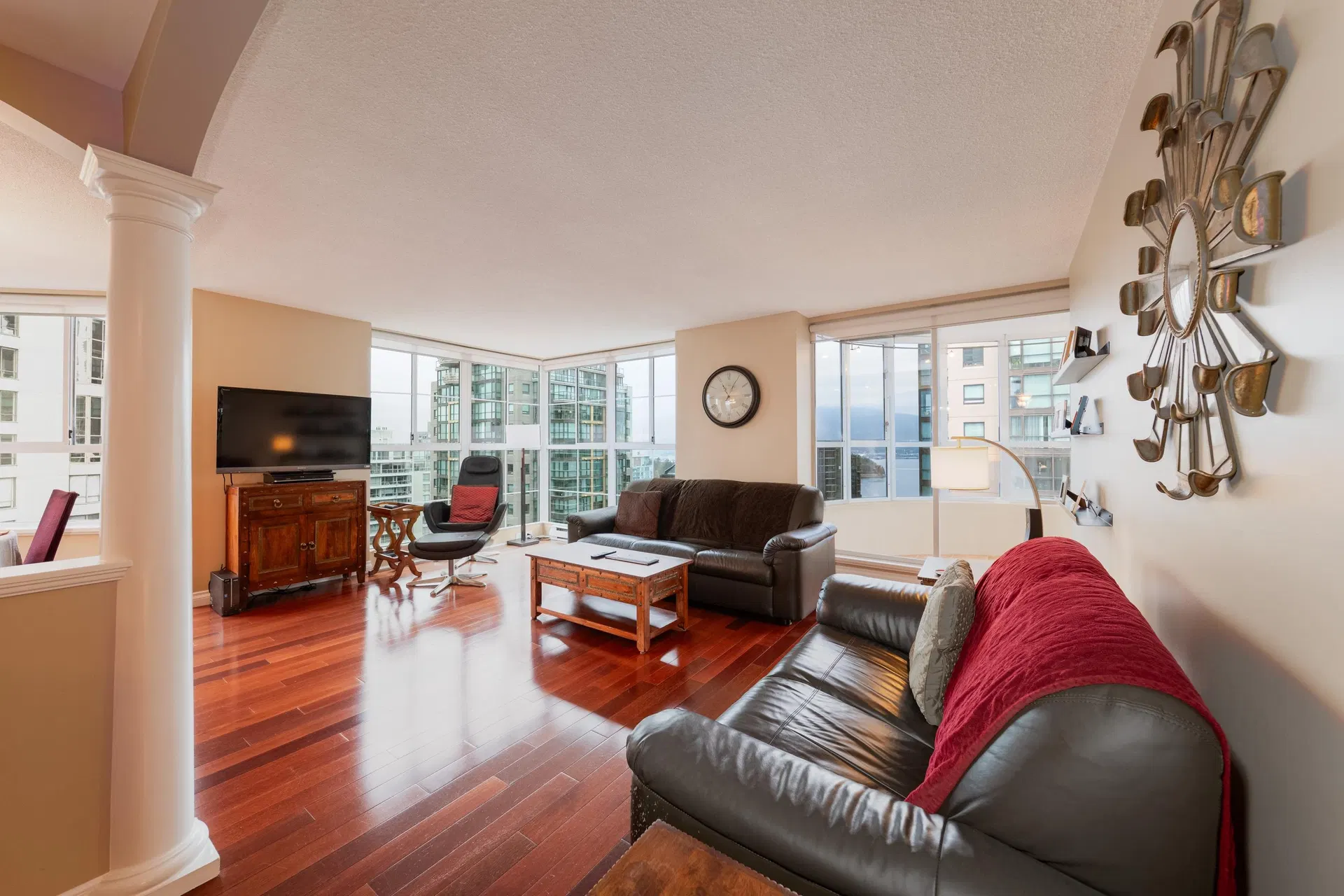 #1801 – 717 Jervis Street