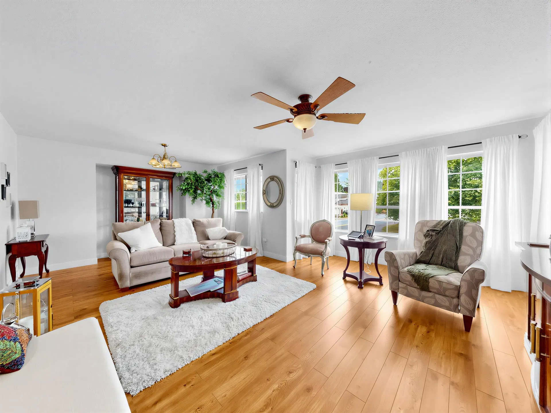 Photo 2 of 27 at 8621 215 Street