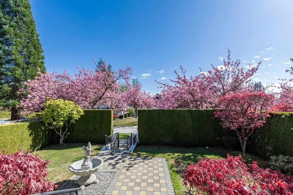 Photo 3 of 39 at 3587 W 38th Avenue