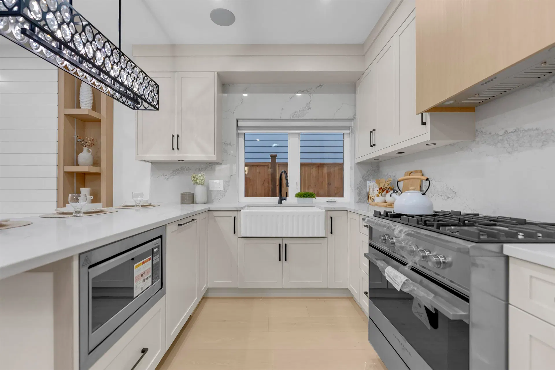 Photo 4 of 40 at #2 – 2888 E 6th Avenue