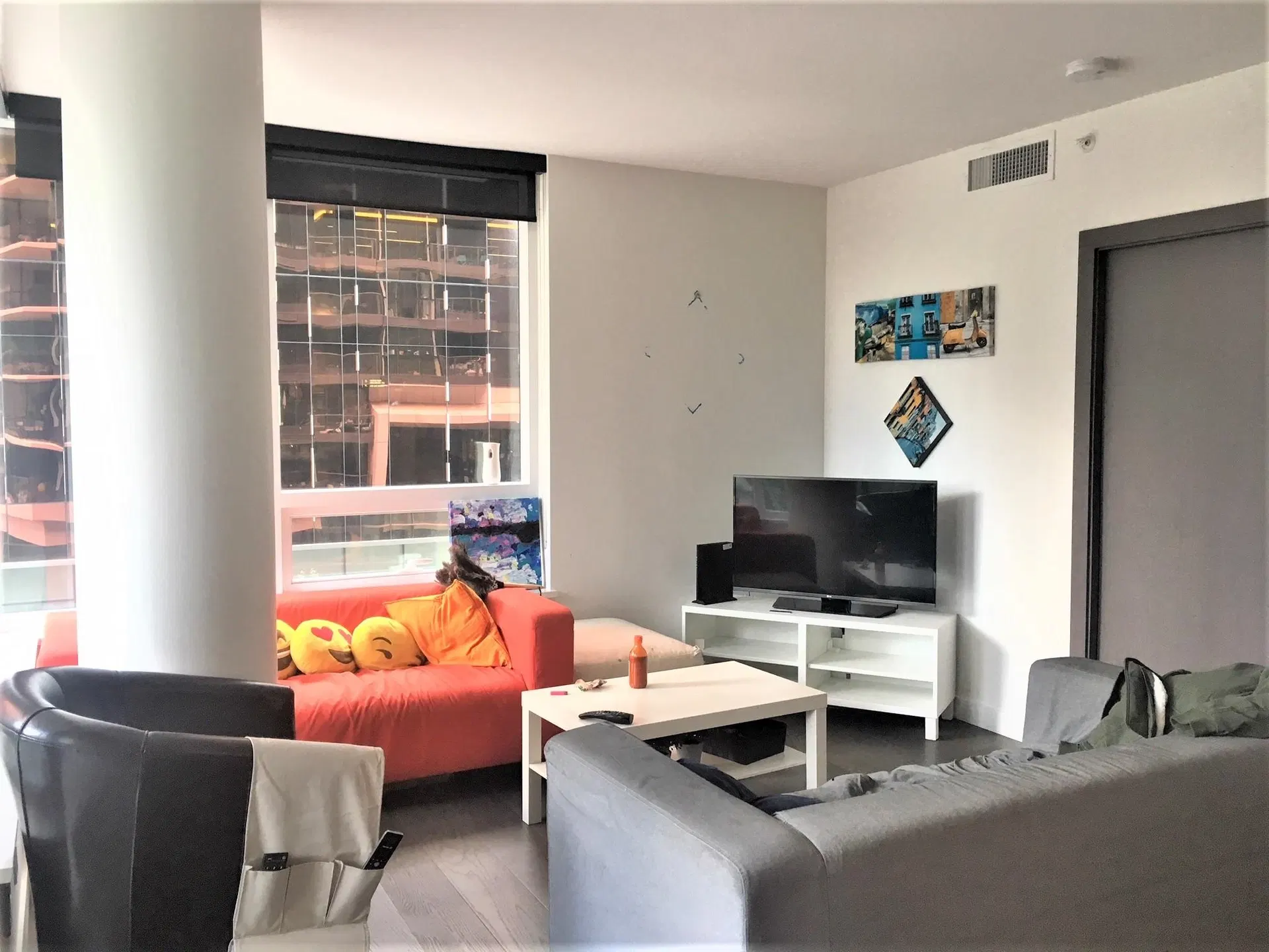 Photo 3 of 20 at #522 – 68 Smithe Street