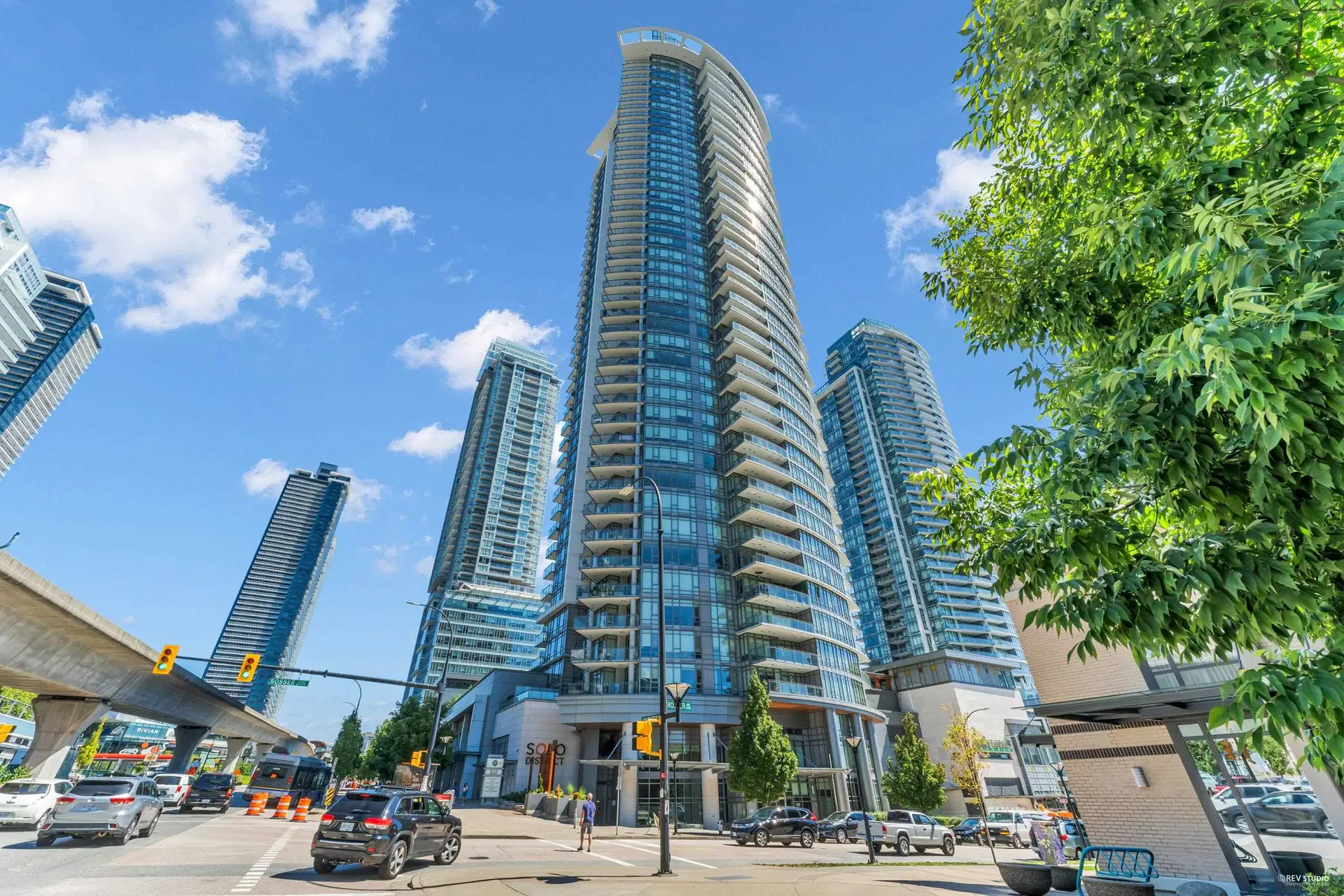 #910 – 2008 Rosser Avenue