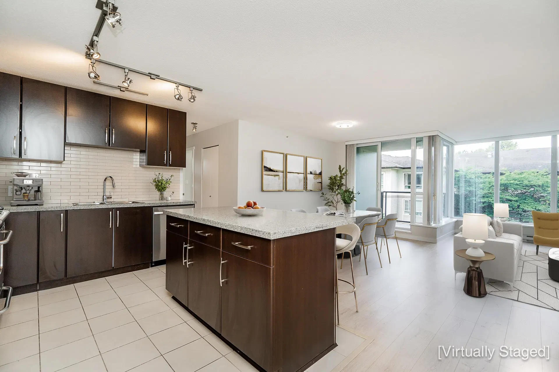 Photo 3 of 40 at #503 – 660 Nootka Way