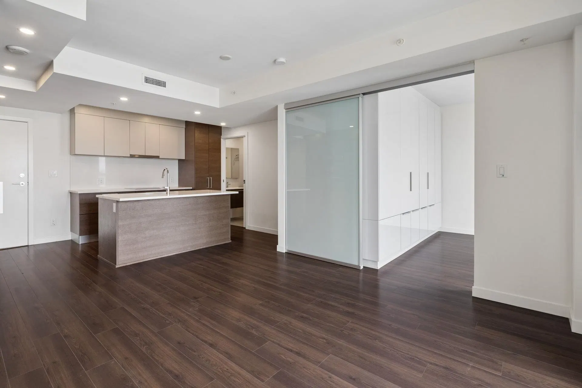 Photo 5 of 24 at #1101 – 285 E 10th Avenue