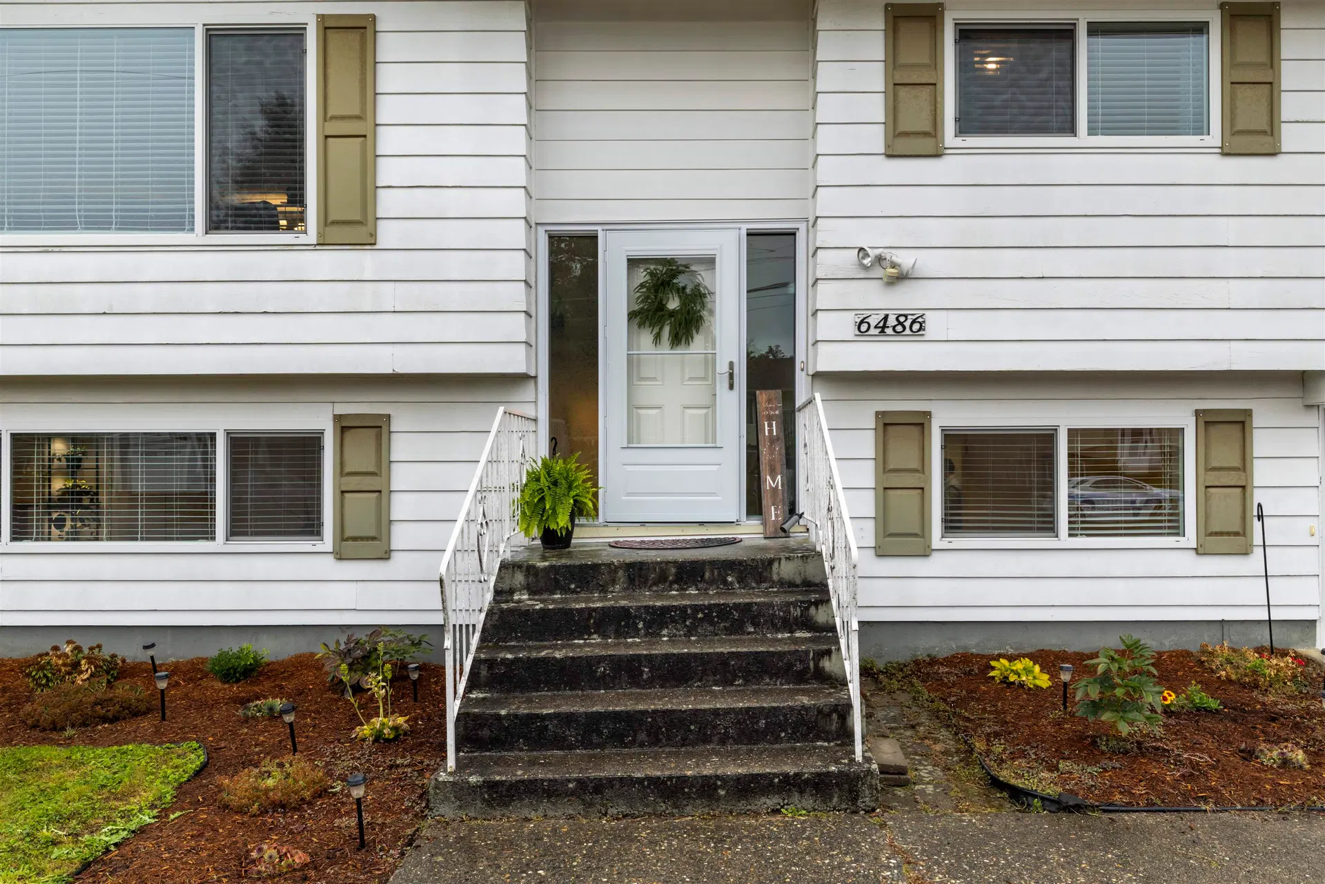 Photo 3 of 37 at 6486 Fern Street