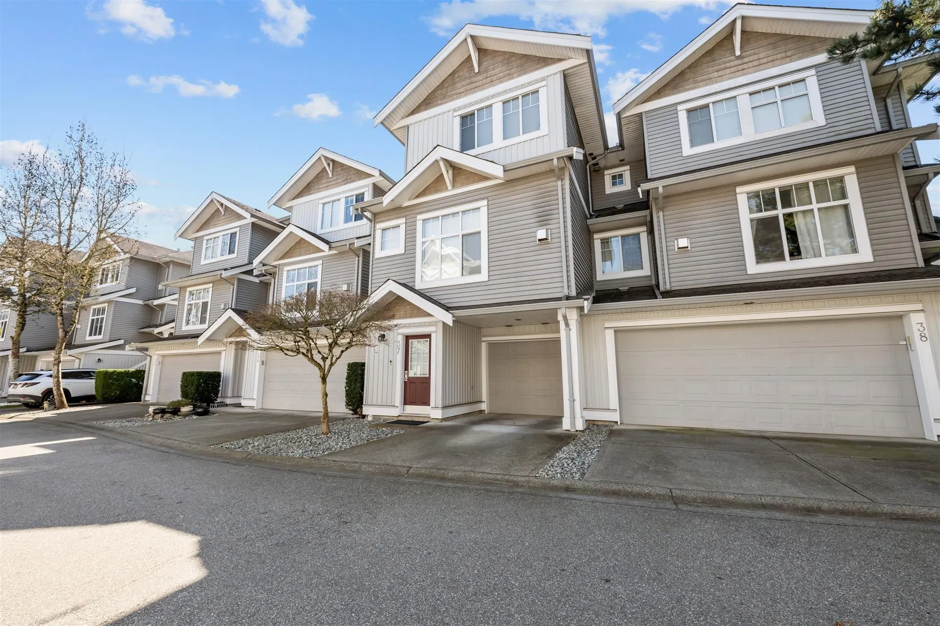 #37 – 16760 61 Avenue