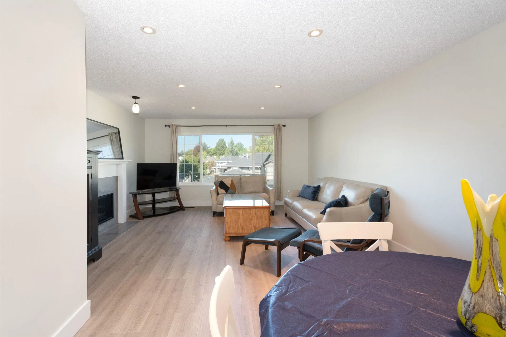 Photo 2 of 37 at #138 – 1140 Castle Crescent