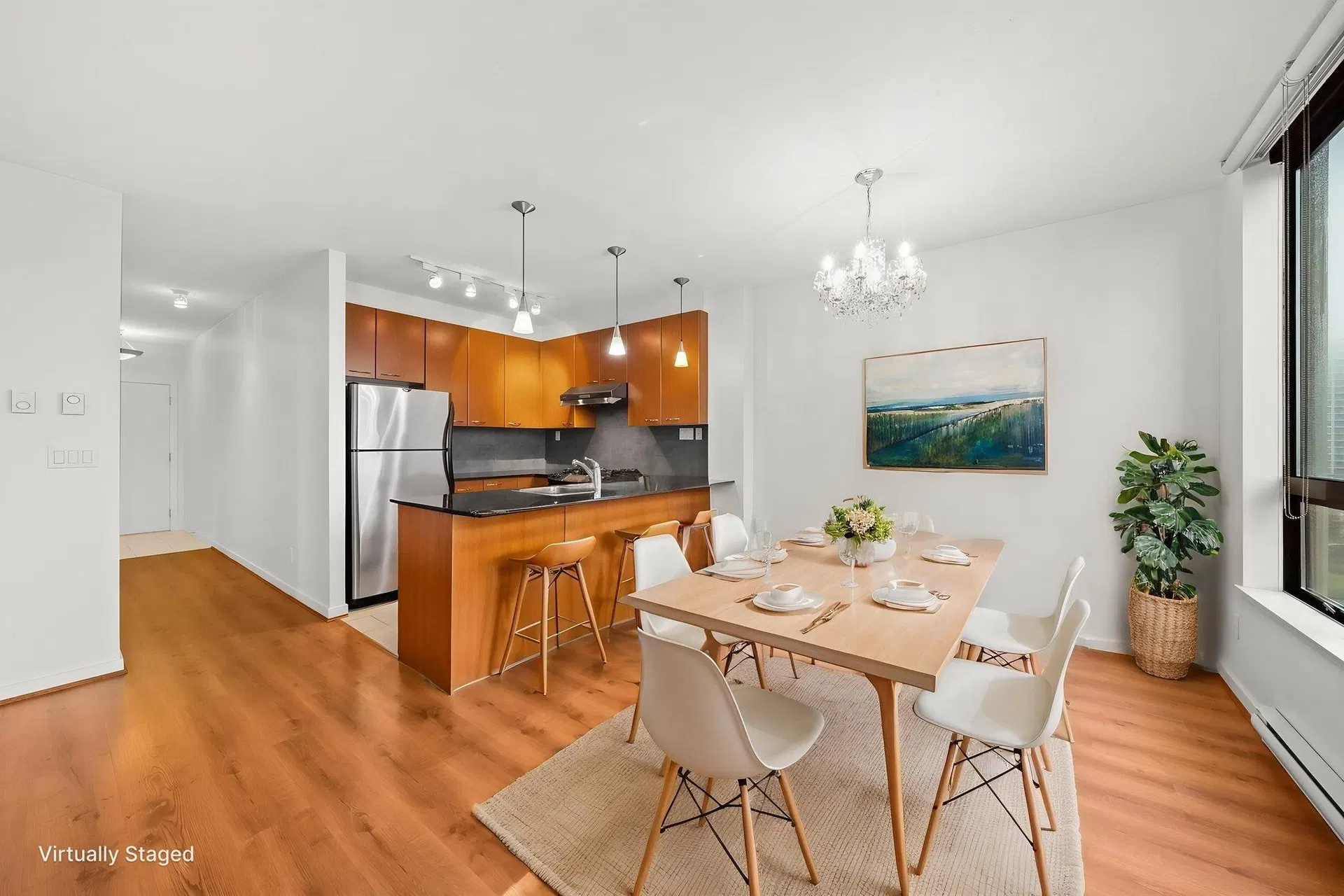 Photo 4 of 32 at #609 – 7138 Collier Street