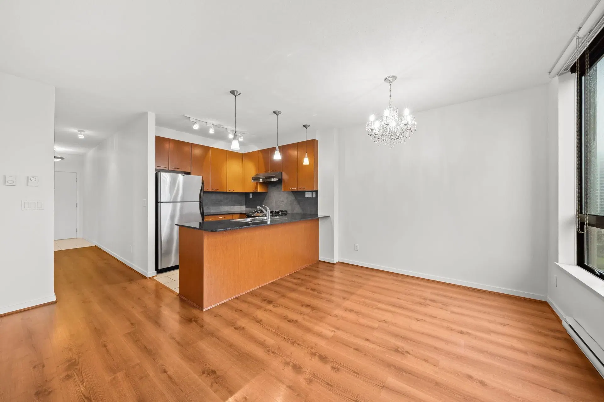 Photo 5 of 32 at #609 – 7138 Collier Street
