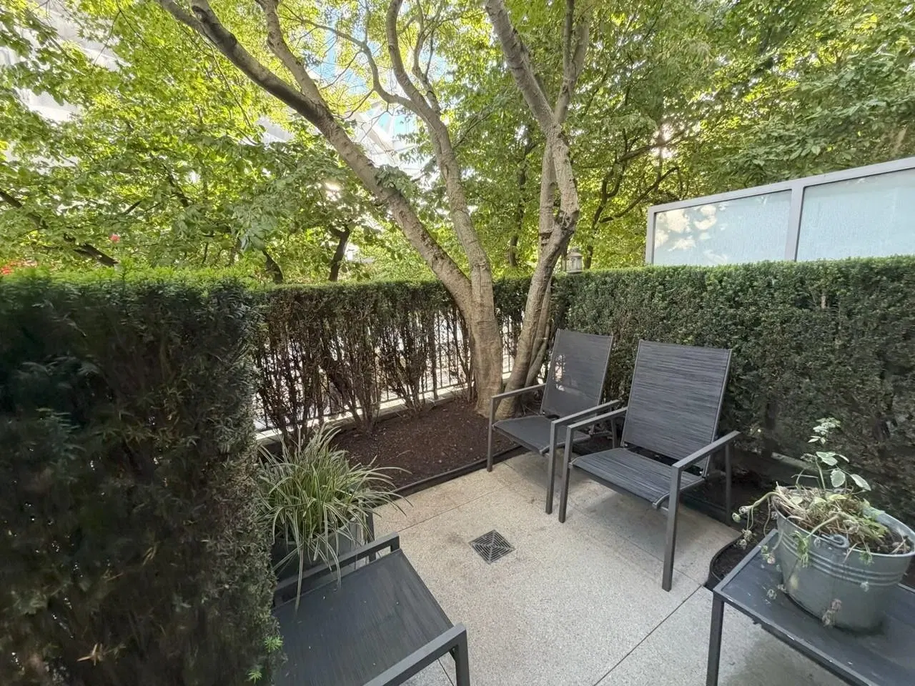 Photo 5 of 37 at 121 W Georgia Street