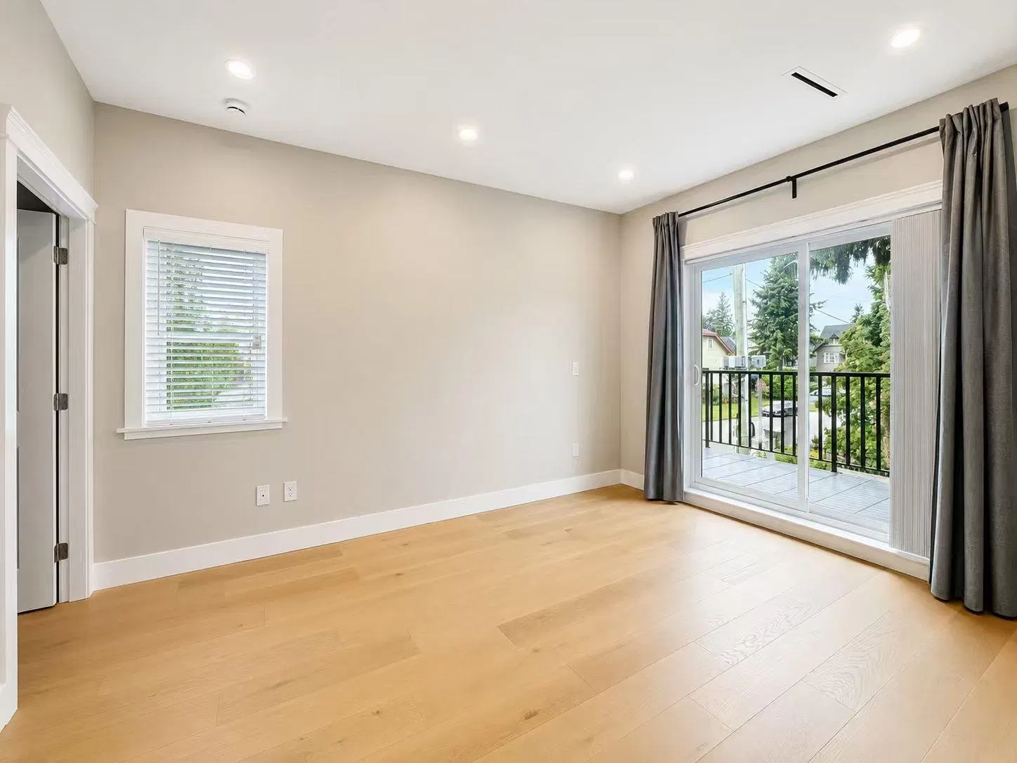 Photo 1 of 9 at Laneway House – 498x Macdonald Street
