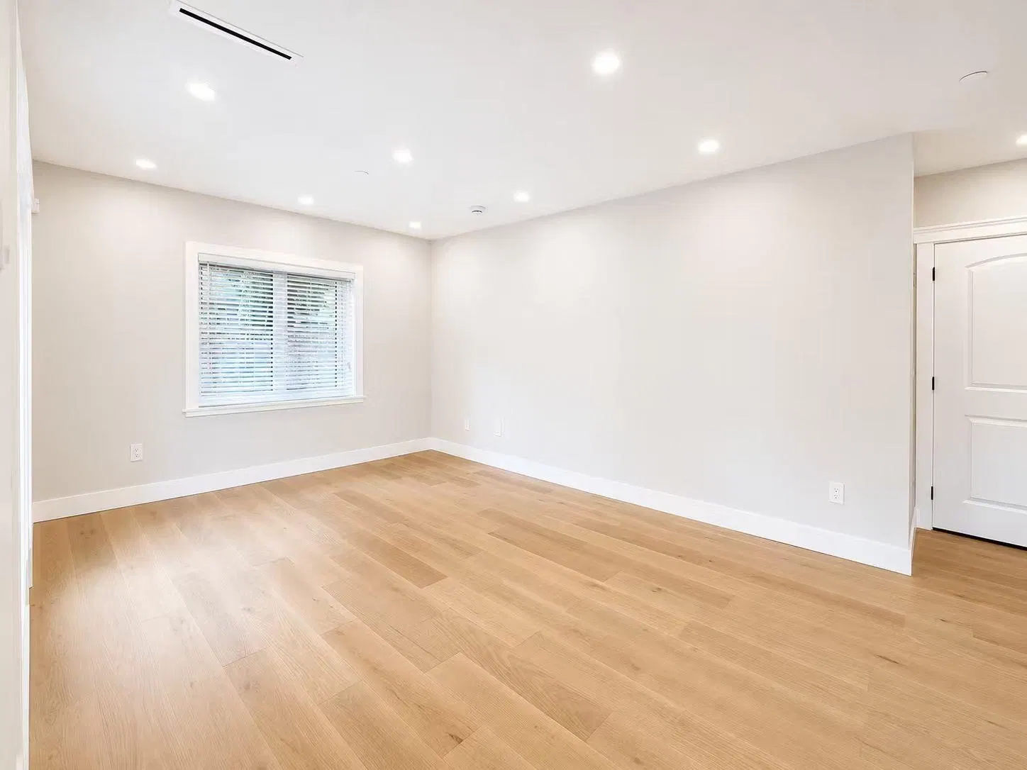 Photo 3 of 9 at Laneway House – 498x Macdonald Street