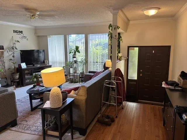 Photo 3 of 31 at 11786 212 Street