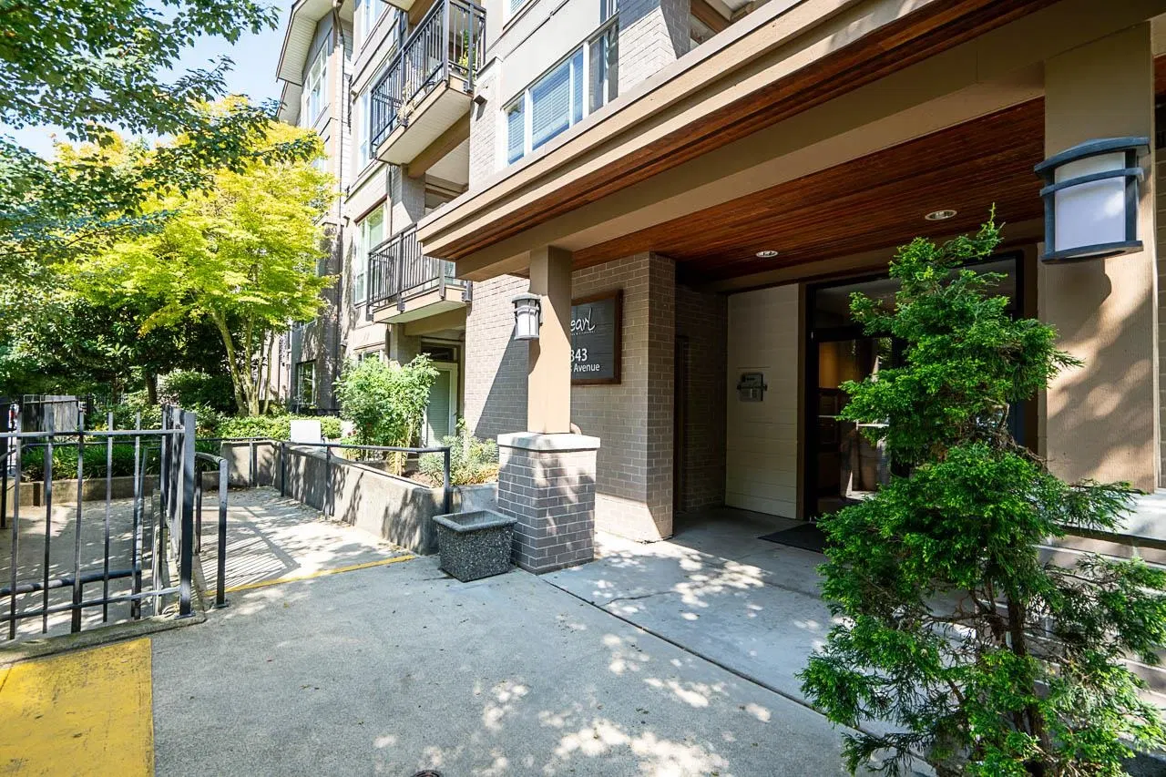 Photo 1 of 40 at #201 – 2343 Atkins Avenue