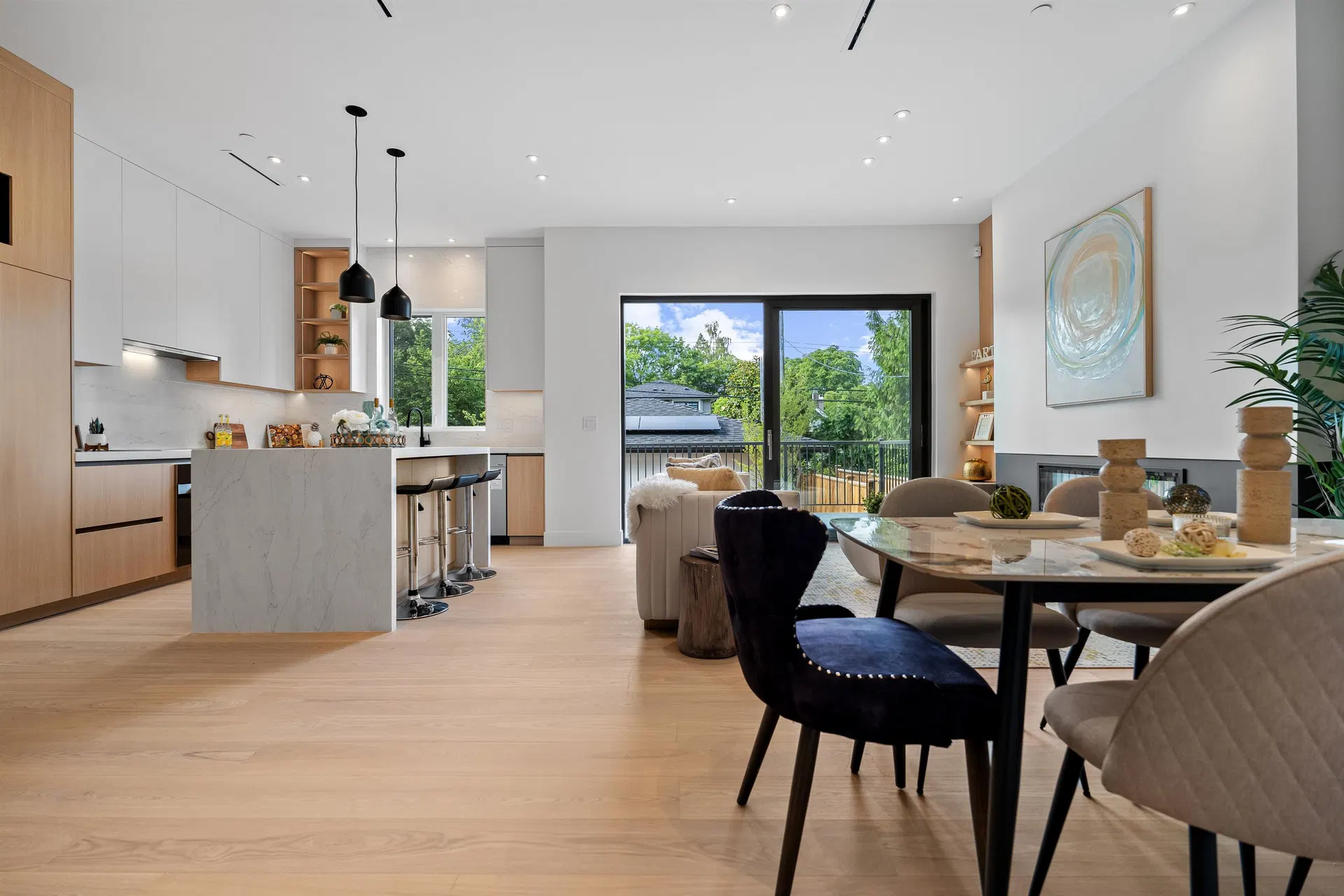 Photo 3 of 40 at #2 – 3813 W 16th Avenue