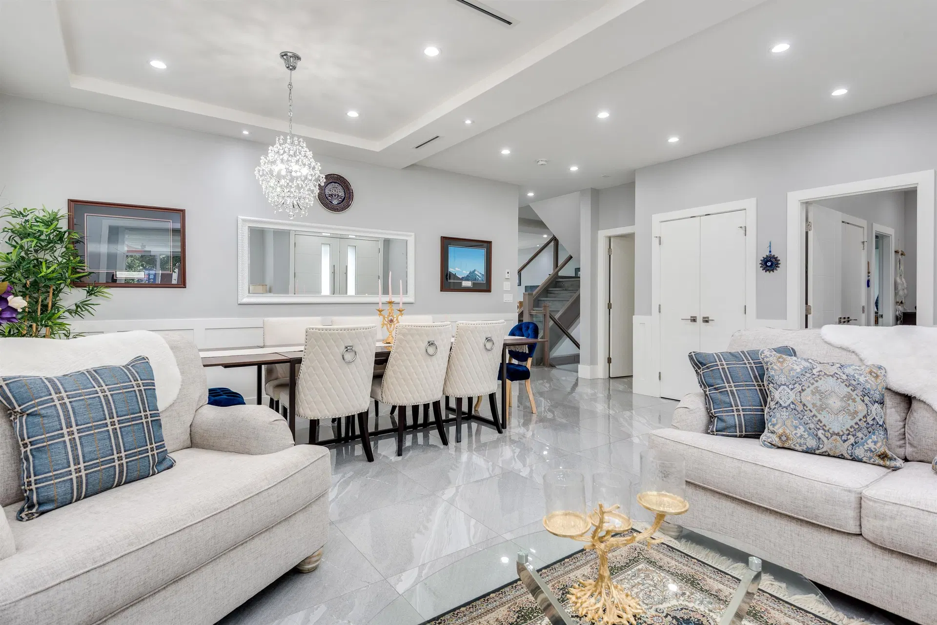 Photo 4 of 28 at 2206 London Street