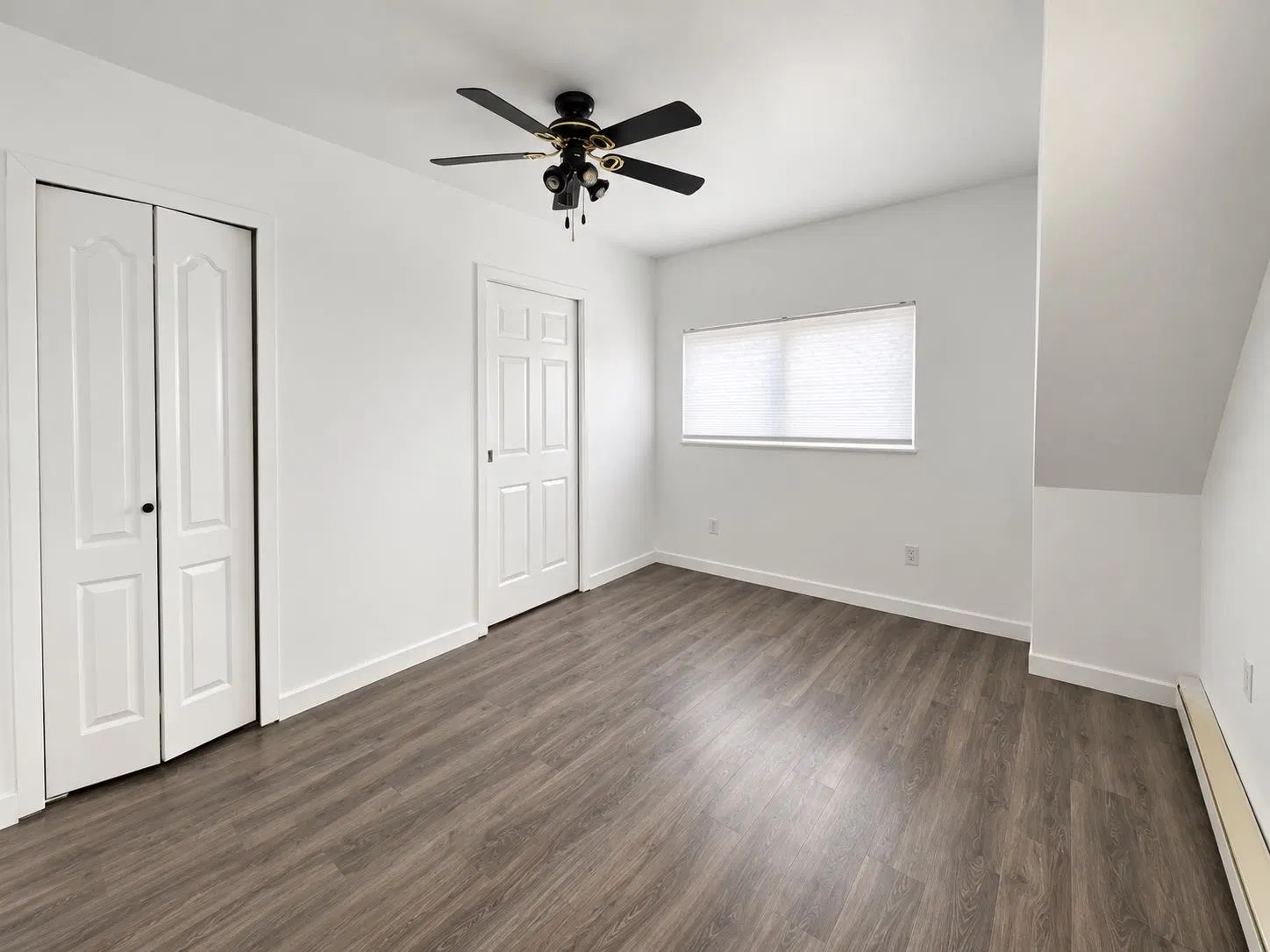 Photo 3 of 7 at Top – 4265 Slocan Street