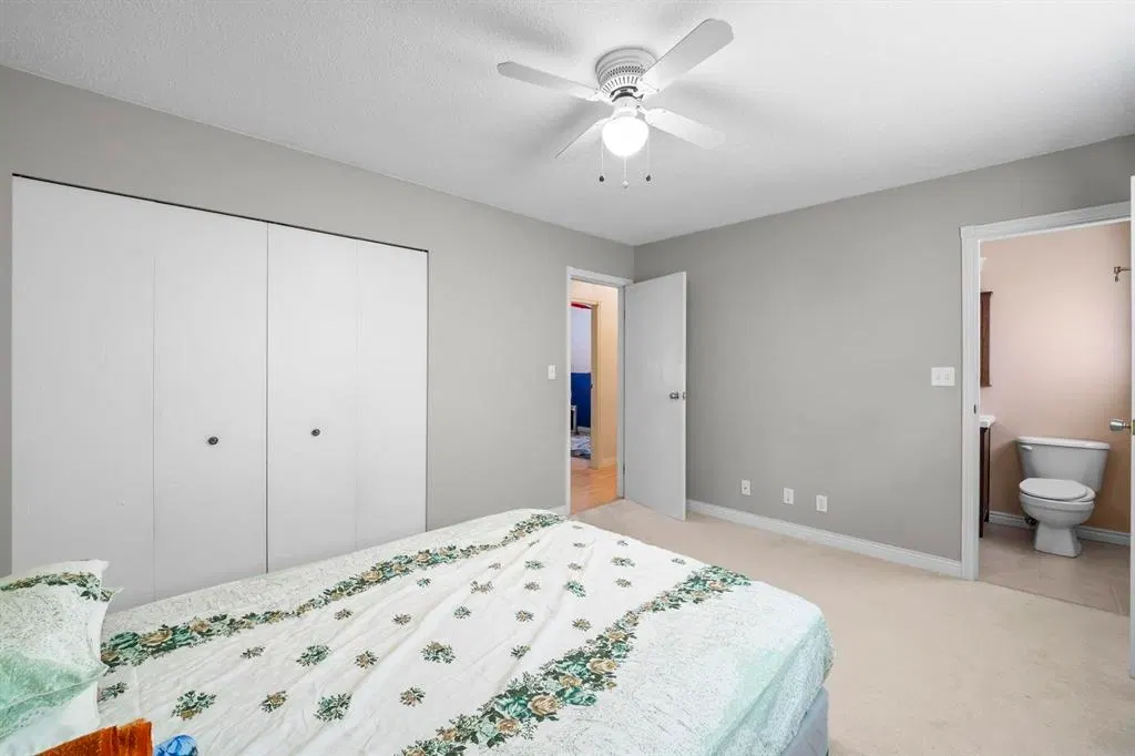 Photo 5 of 29 at 41588 Yarrow Central Road