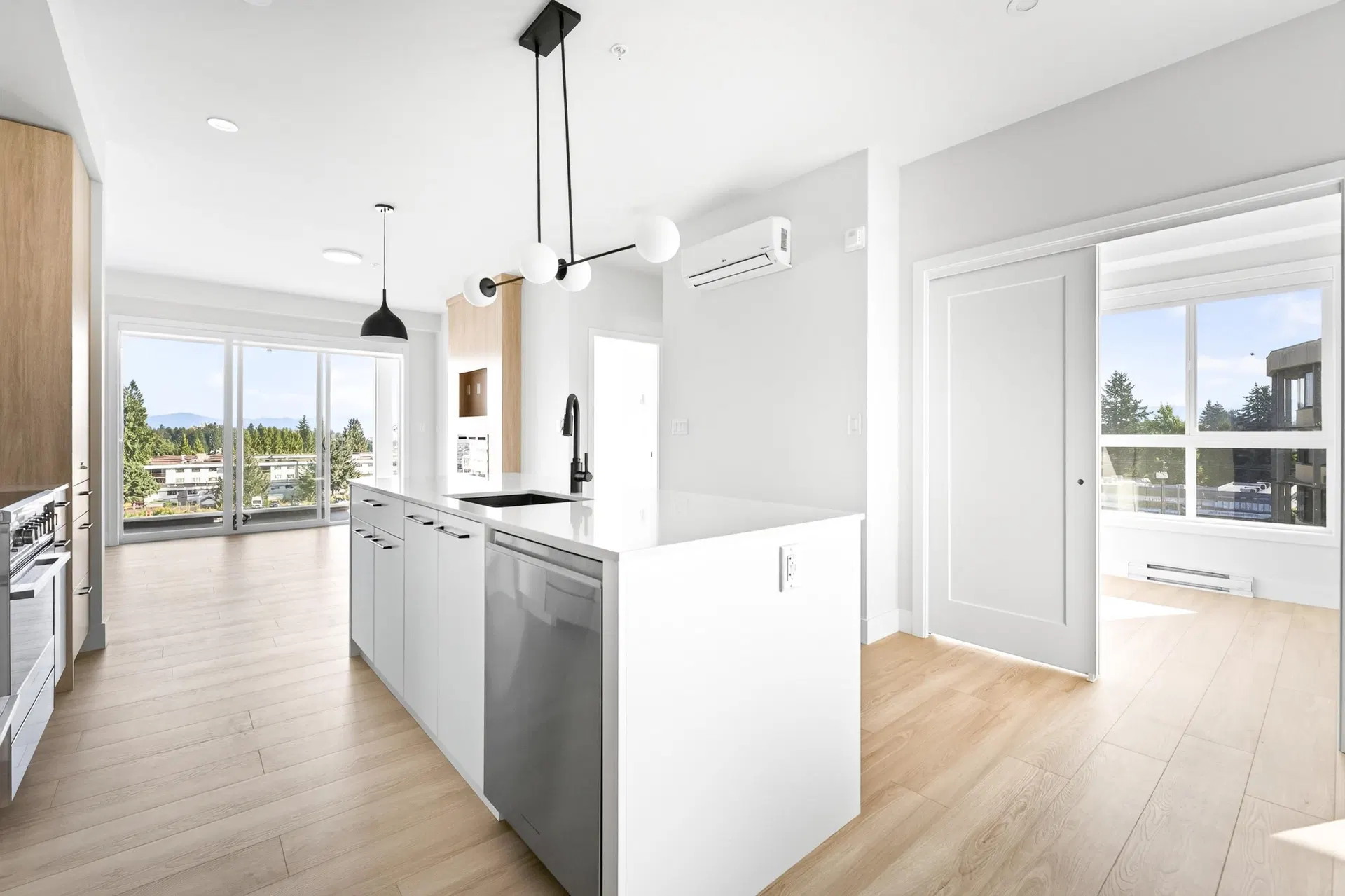 Photo 1 of 18 at #403 – 33538 Cottage Lane