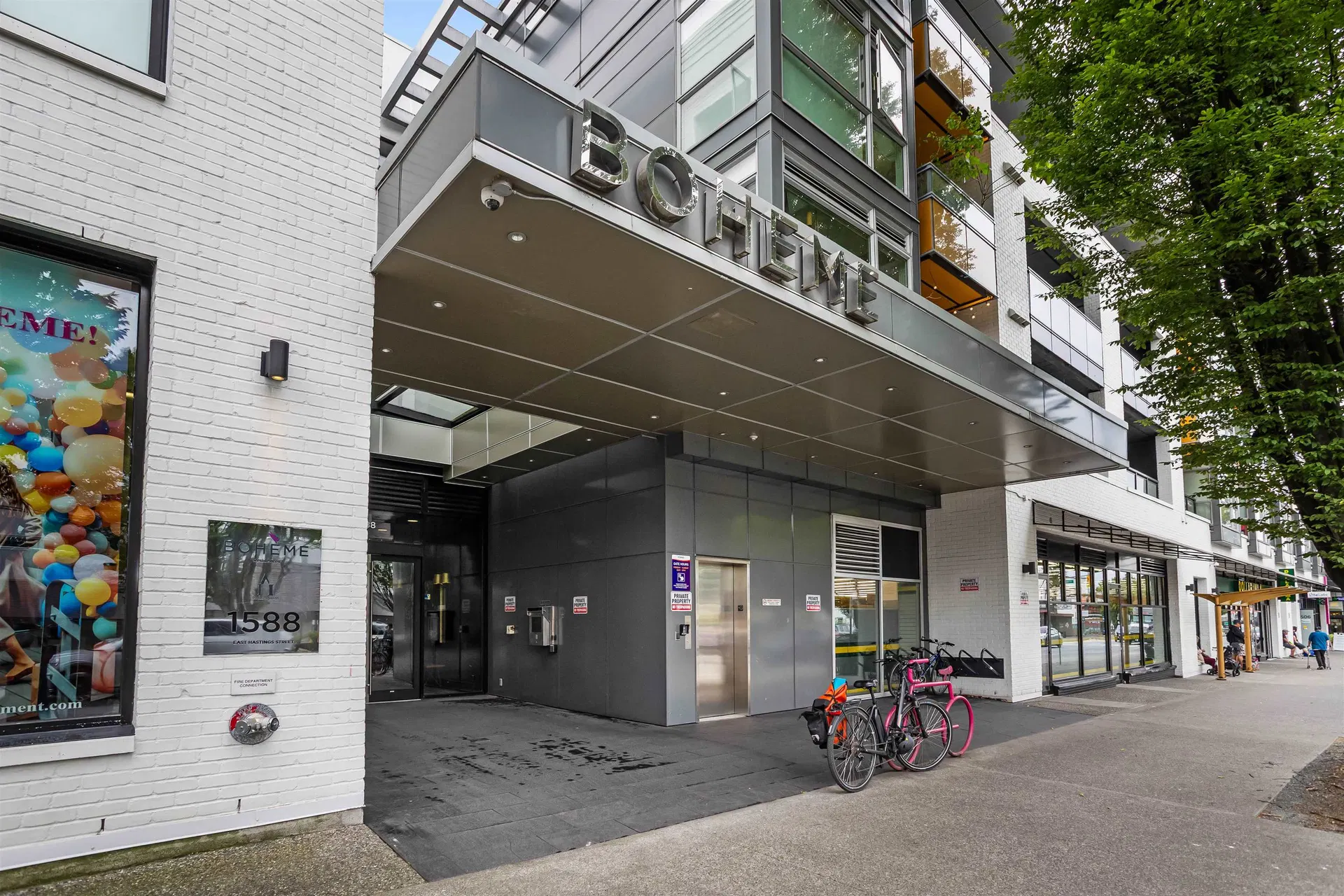 Photo 3 of 37 at #211 – 1588 E Hastings Street