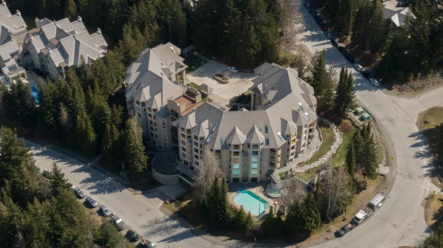 #319 – 4809 Spearhead Drive
