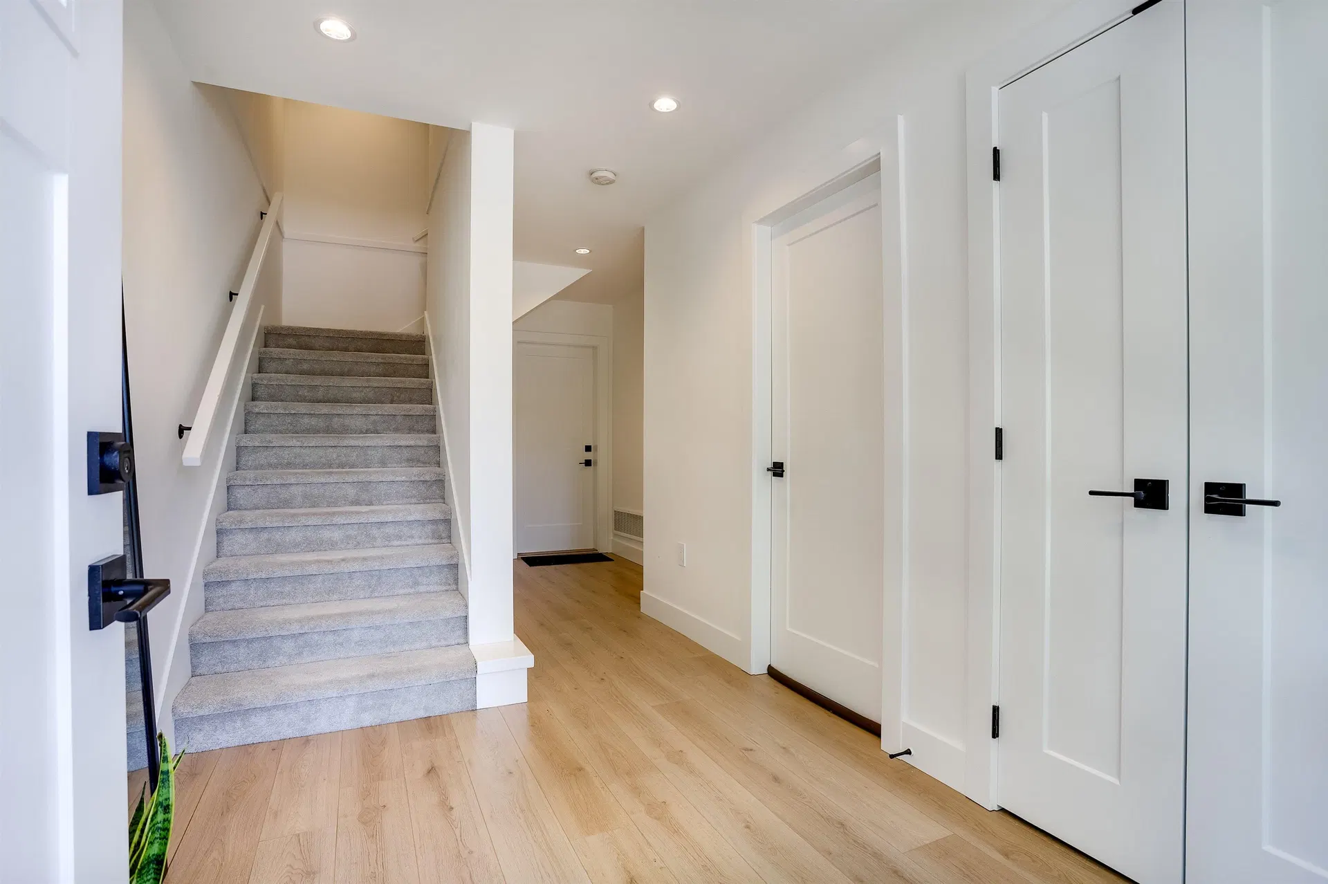 Photo 4 of 25 at #26 – 15030 28 Avenue