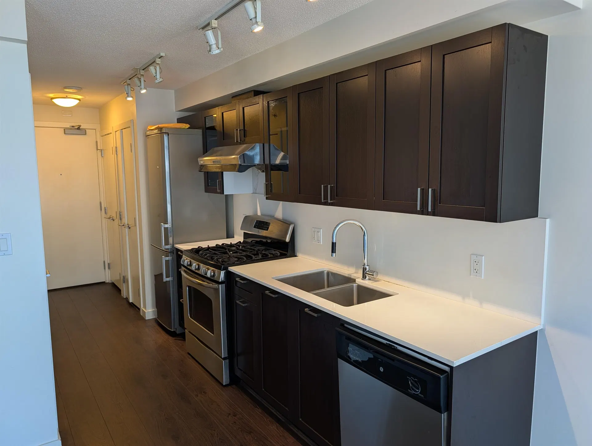 Photo 2 of 14 at #304 – 4818 Eldorado Mews