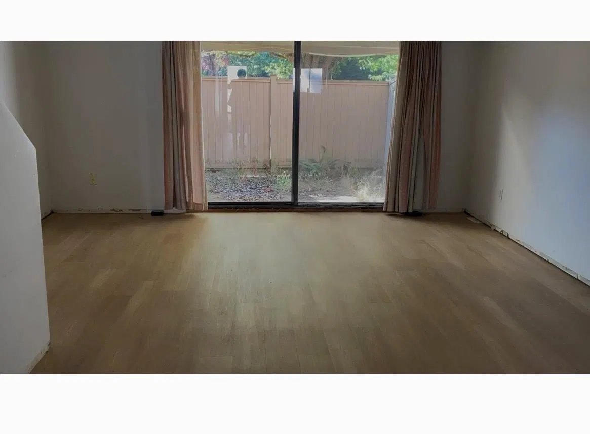 Photo 4 of 6 at #50 – 5181 204 Street
