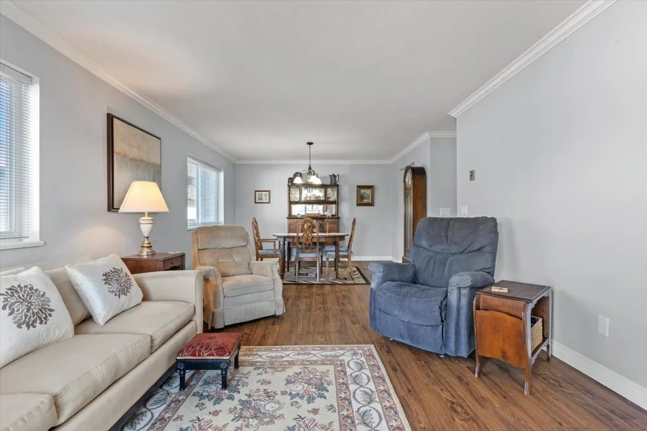 Photo 5 of 40 at #204 – 9175 Edward Street