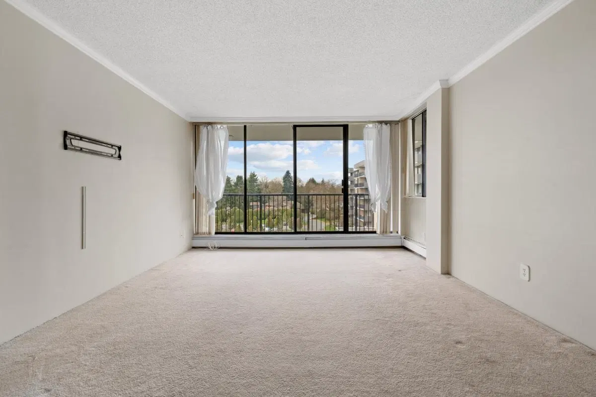 Photo 5 of 26 at #510 – 9320 Parksville Drive