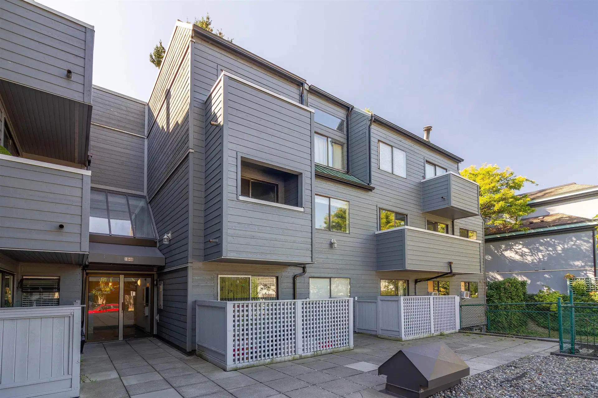 #201 – 1948 Coquitlam Avenue
