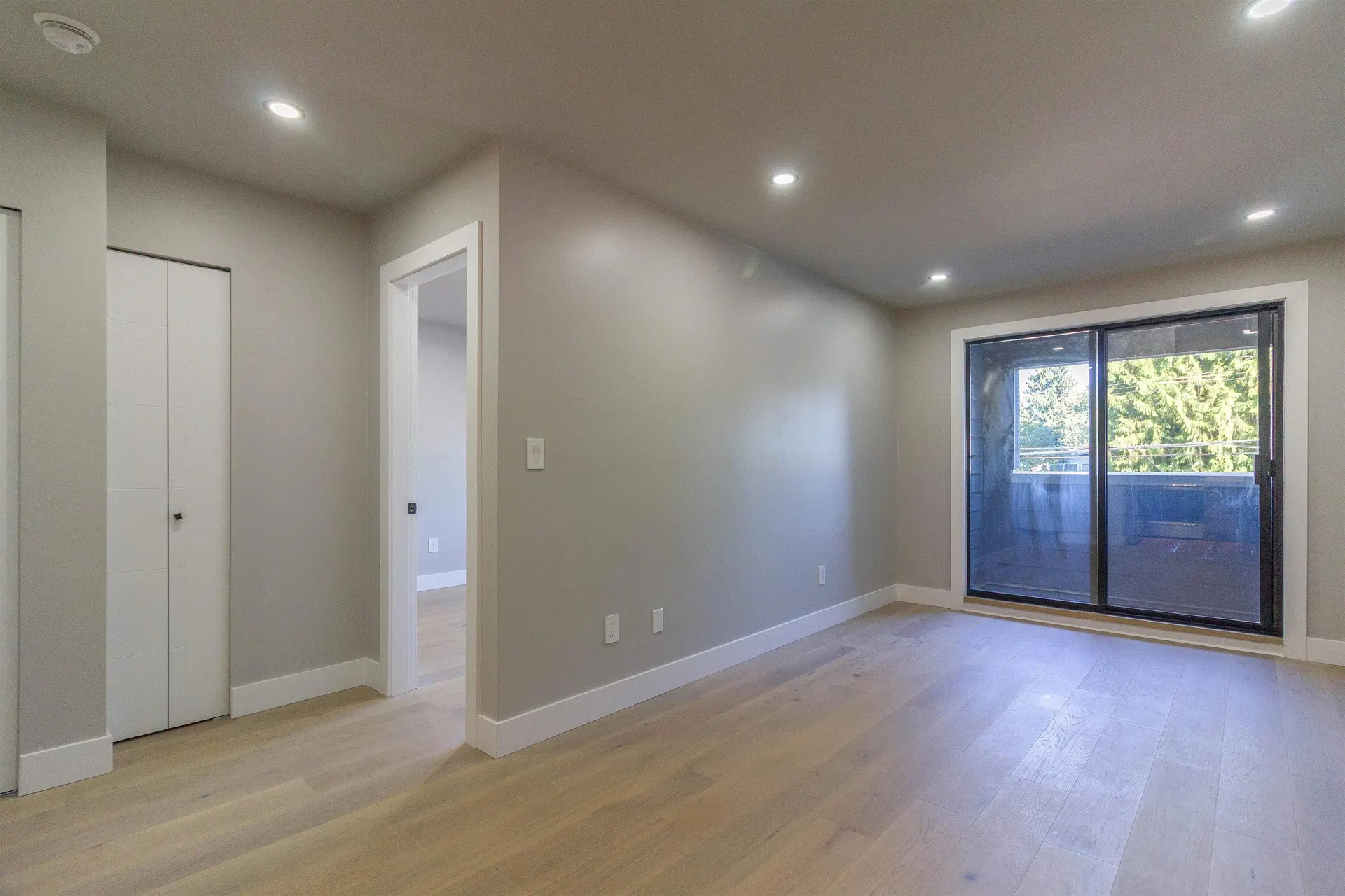 Photo 3 of 23 at #201 – 1948 Coquitlam Avenue