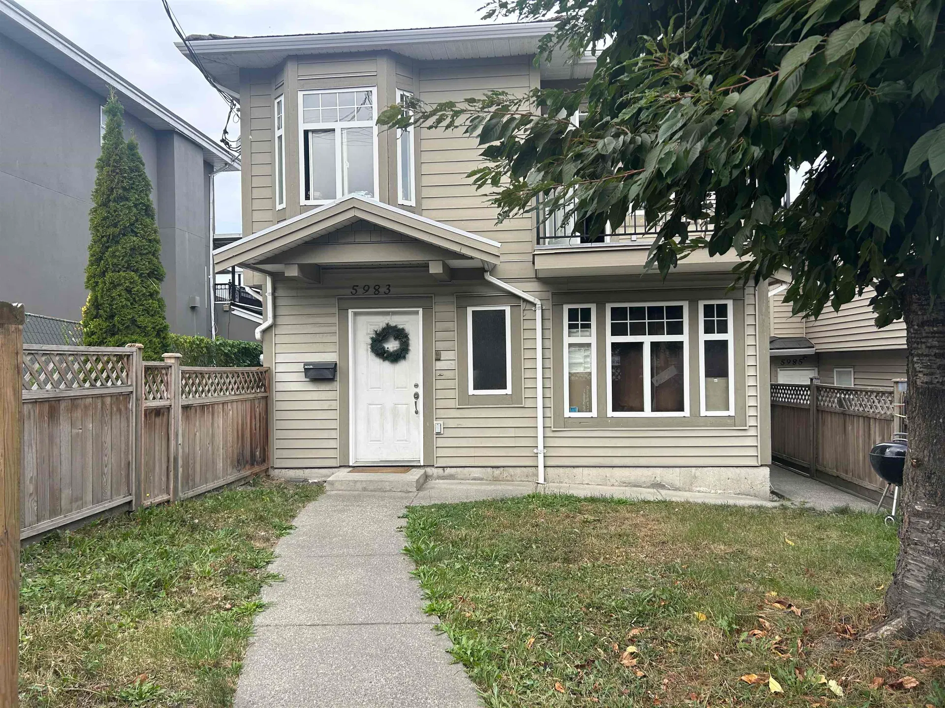 Photo 2 of 18 at 5983 Sprott Street